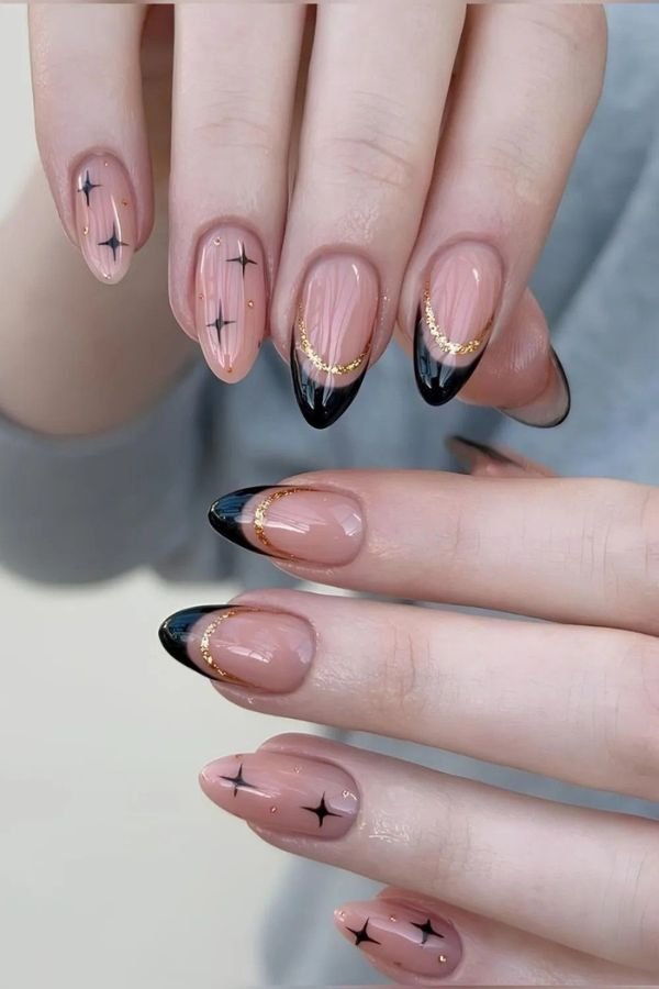 Almond Nails Designs Cat Eye