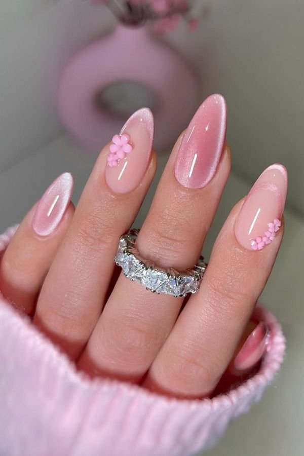 Almond Nails Designs Cat Eye